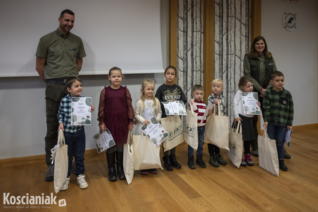 Nagrody dla laureatów konkursu Nadleśnictwa