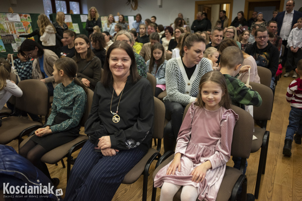 Nagrody dla laureatów konkursu Nadleśnictwa