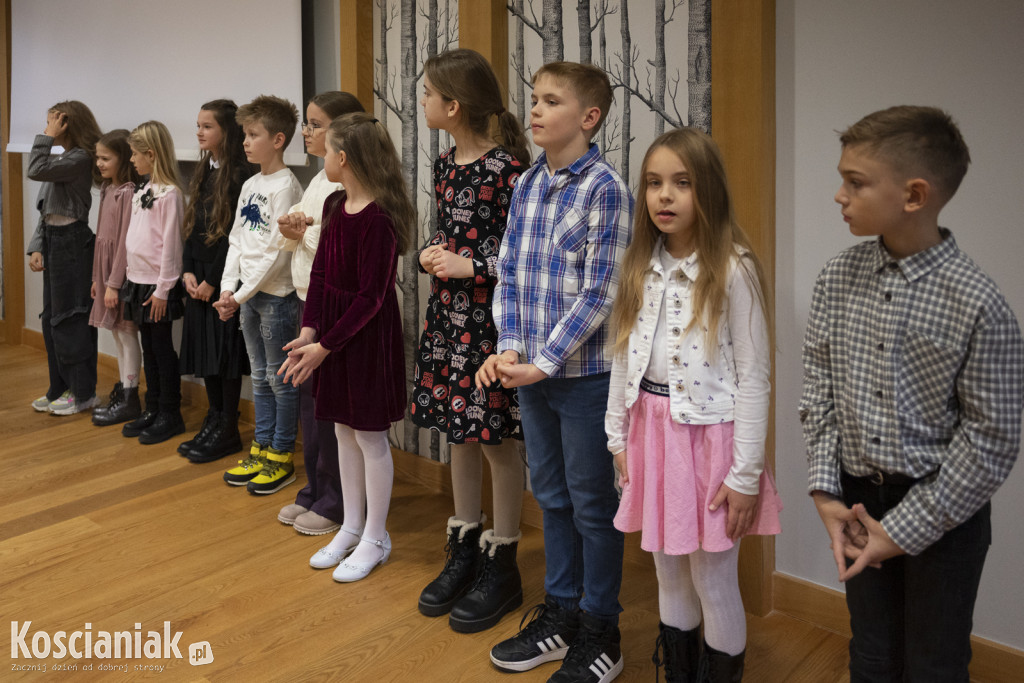 Nagrody dla laureatów konkursu Nadleśnictwa