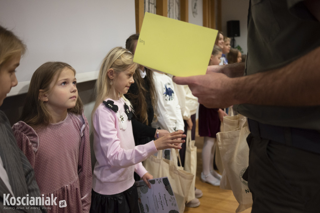 Nagrody dla laureatów konkursu Nadleśnictwa