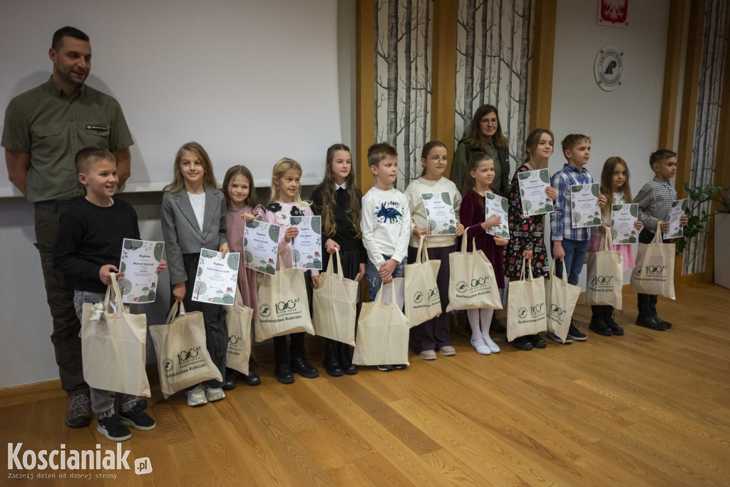 Nagrody dla laureatów konkursu Nadleśnictwa