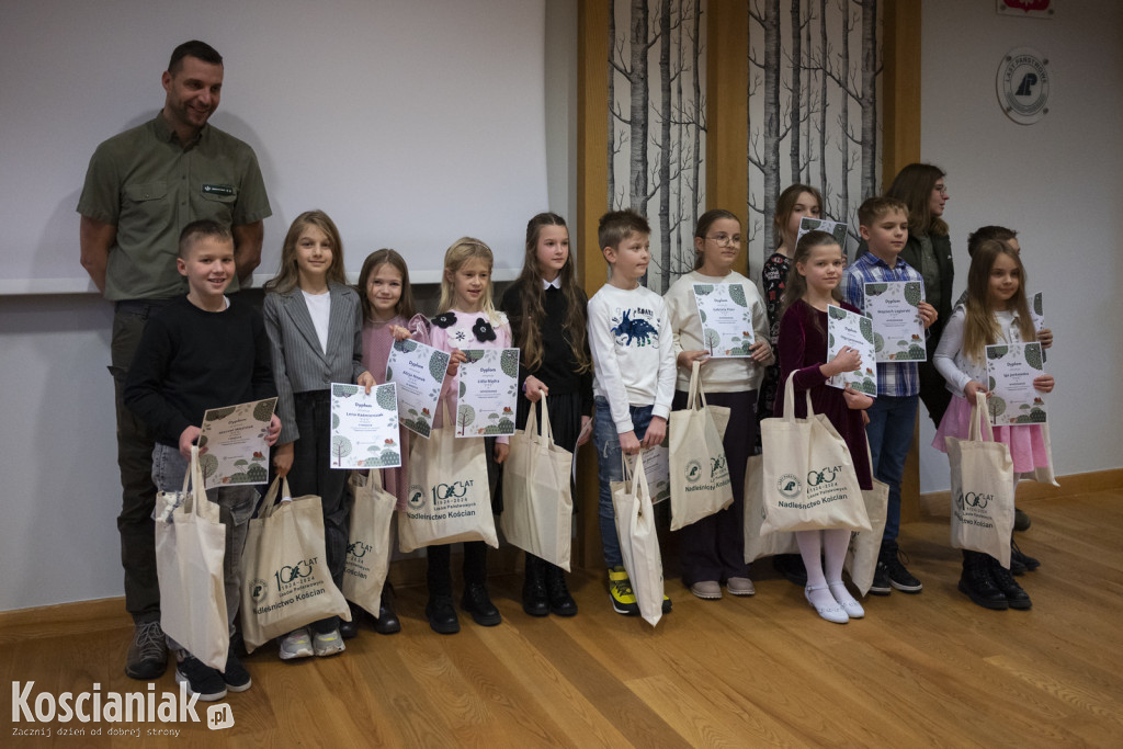 Nagrody dla laureatów konkursu Nadleśnictwa