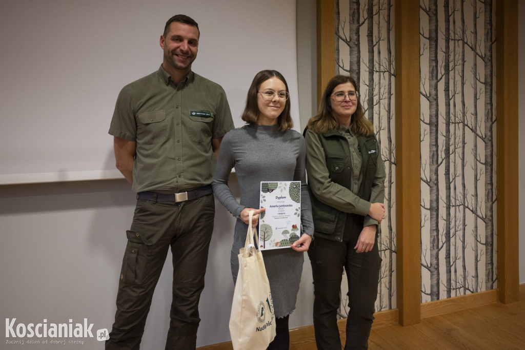 Nagrody dla laureatów konkursu Nadleśnictwa