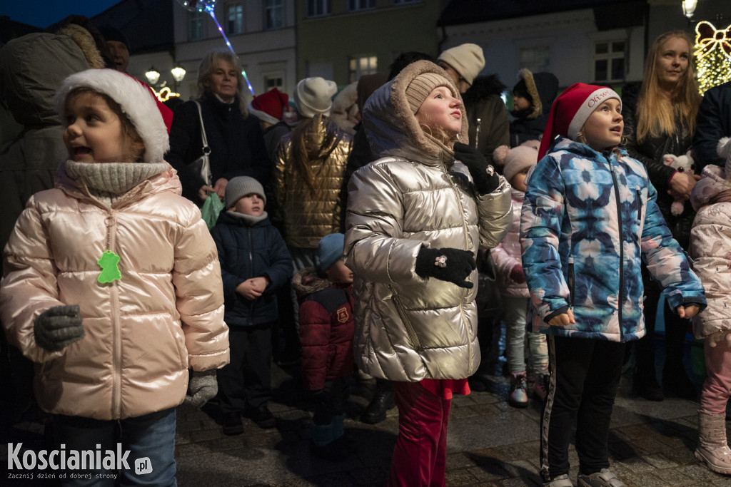 Mikołajki z Krainą Bajek na Rynku w Kościanie