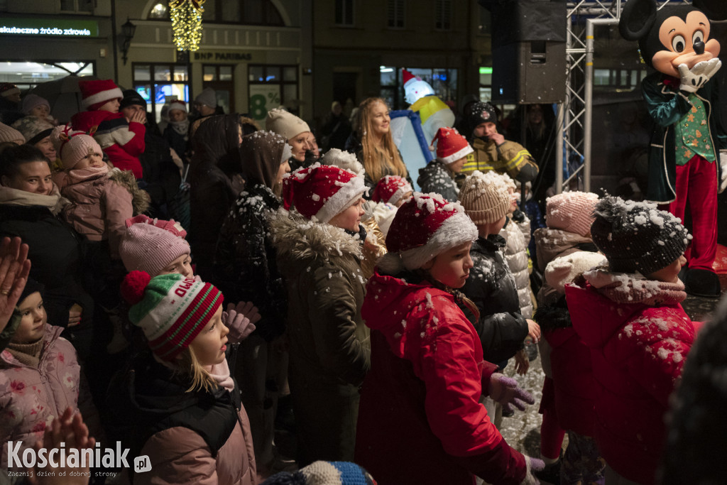 Mikołajki z Krainą Bajek na Rynku w Kościanie