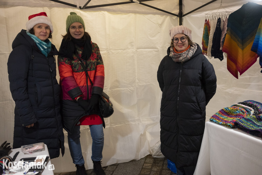 Mikołajki z Krainą Bajek na Rynku w Kościanie