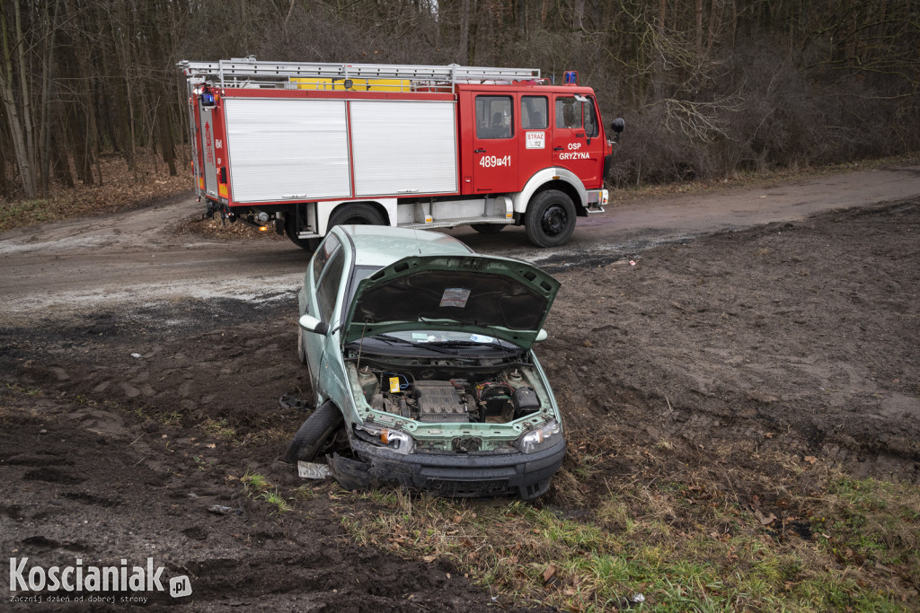 Kolizja dwóch aut przed Racotem