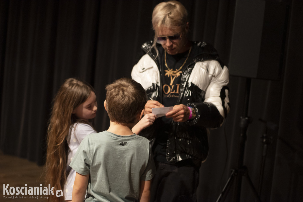 Skolim w Kościanie. Autografy i zdjęcia z fanami