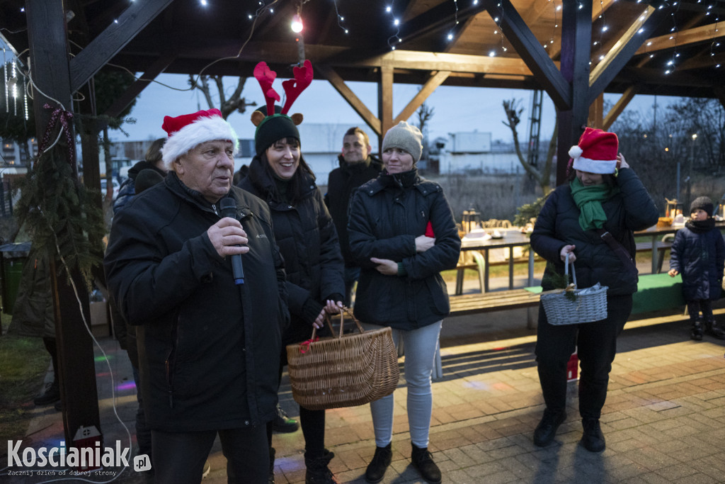 Rozświetlanie choinki w Kurzej Górze