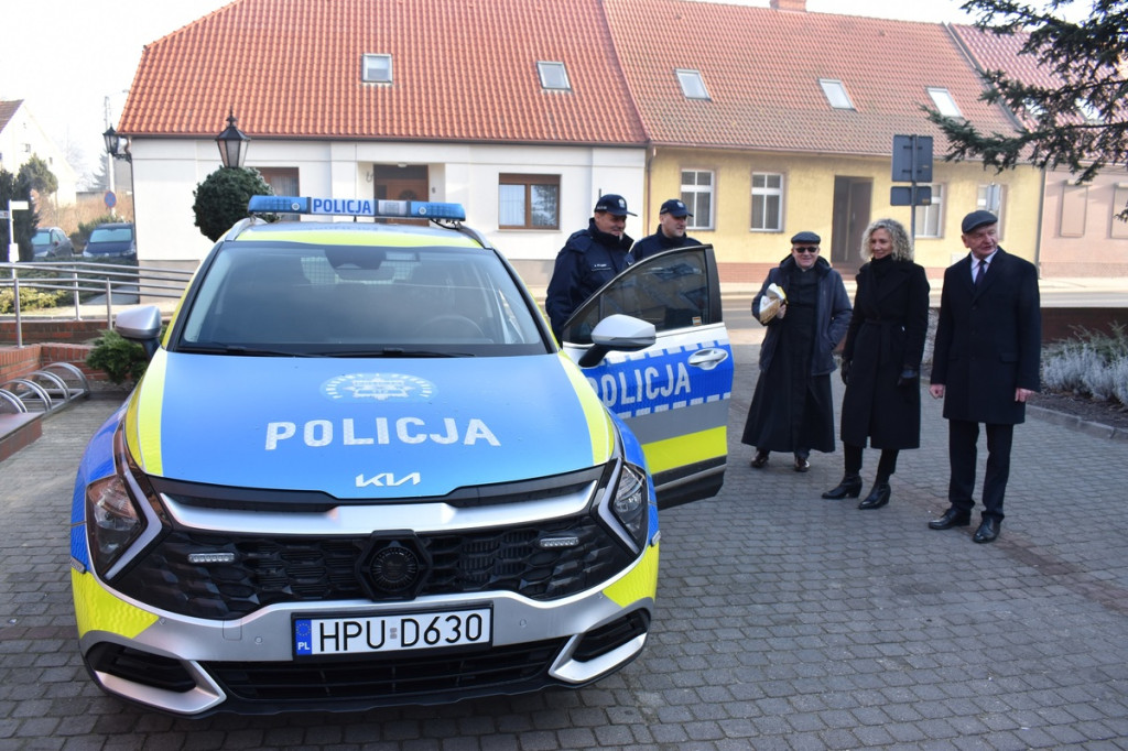 Nowe radiowozy dla policji