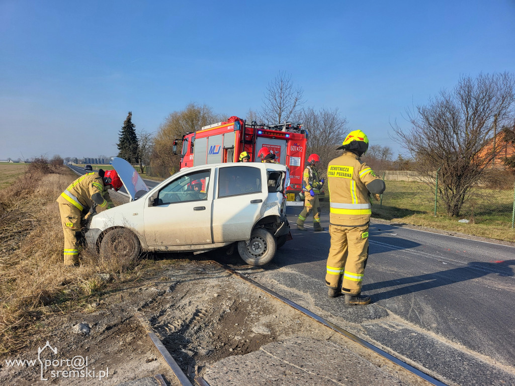 Poważna kolizja pomiędzy Czempiniem a Śremem