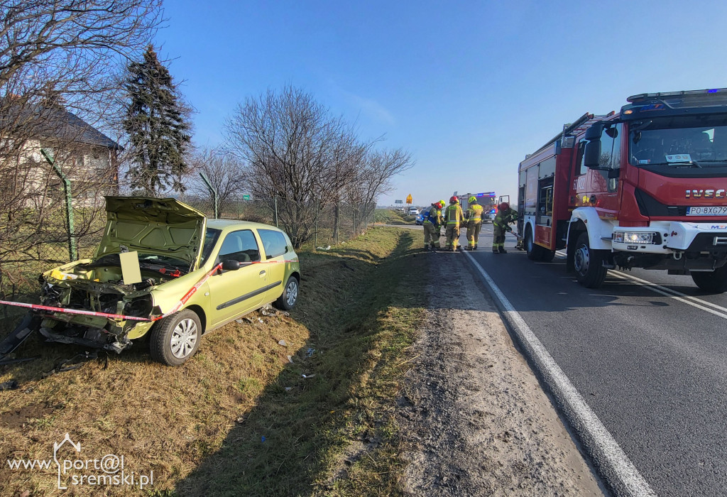 Poważna kolizja pomiędzy Czempiniem a Śremem