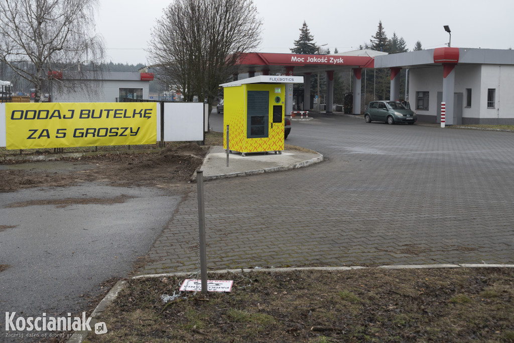 Przy Gostyńskiej stanął butelkomat