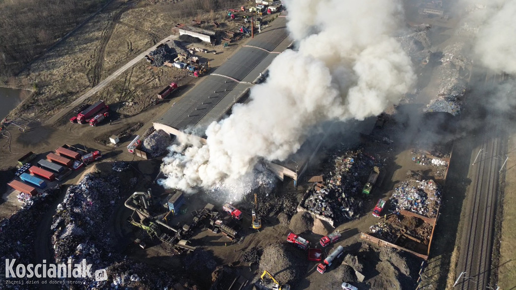 Pożar w zakładzie recyklingu w Przysiece Polskiej