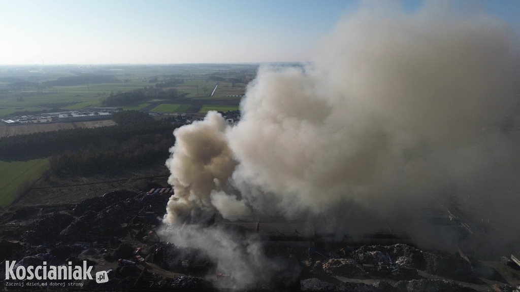 Pożar w zakładzie recyklingu w Przysiece Polskiej