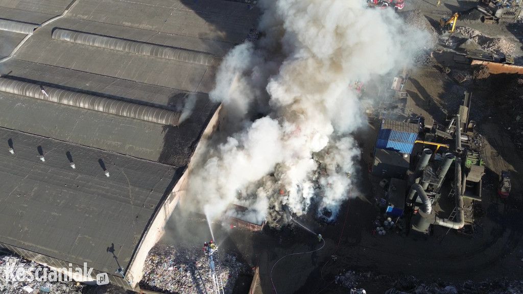 Pożar w zakładzie recyklingu w Przysiece Polskiej