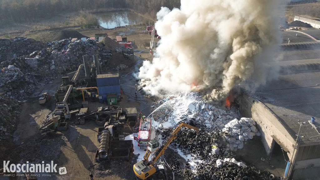 Pożar w zakładzie recyklingu w Przysiece Polskiej