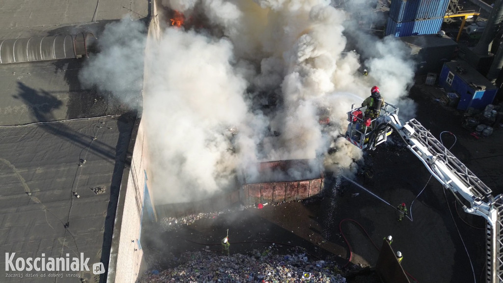 Pożar w zakładzie recyklingu w Przysiece Polskiej