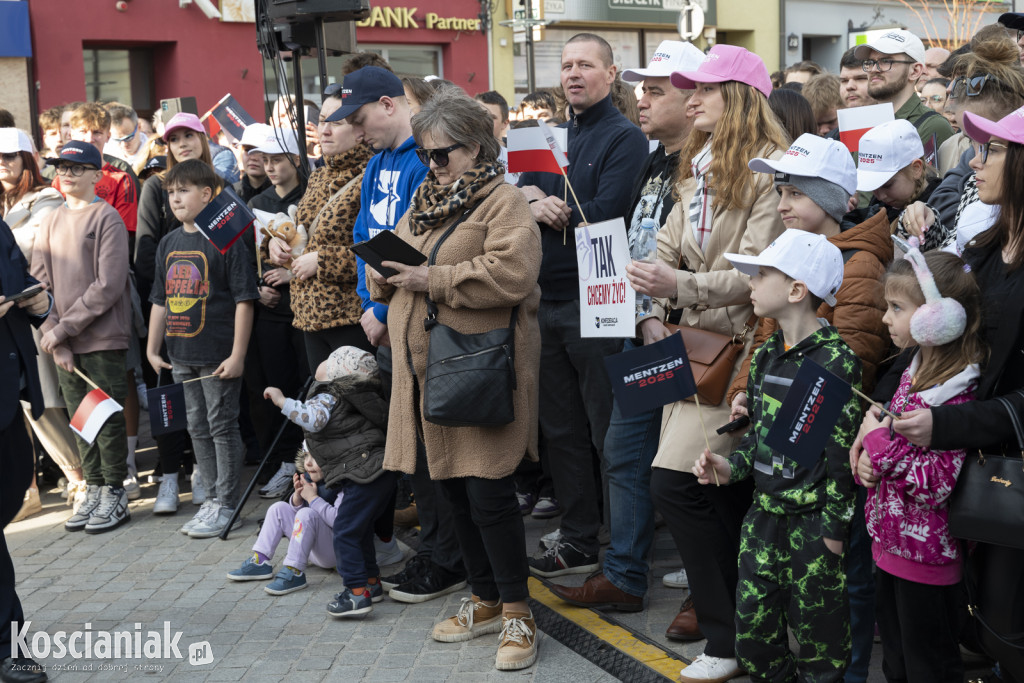 Sławomir Mentzen na wiecu wyborczym w Kościanie