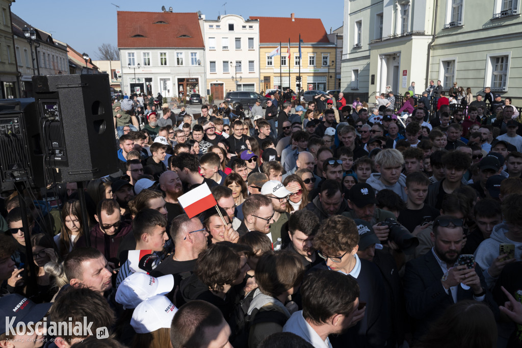 Sławomir Mentzen na wiecu wyborczym w Kościanie