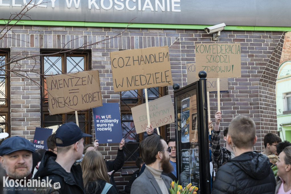 Sławomir Mentzen na wiecu wyborczym w Kościanie