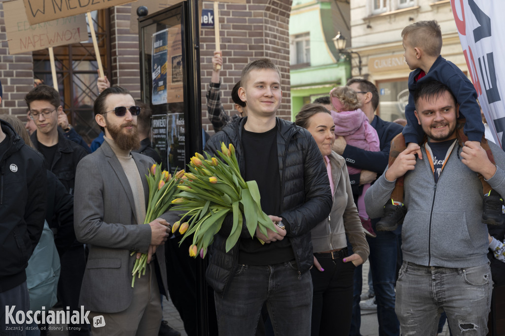 Sławomir Mentzen na wiecu wyborczym w Kościanie