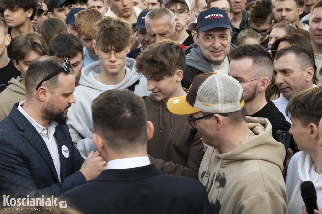 Sławomir Mentzen na wiecu wyborczym w Kościanie