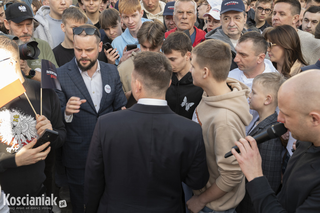 Sławomir Mentzen na wiecu wyborczym w Kościanie