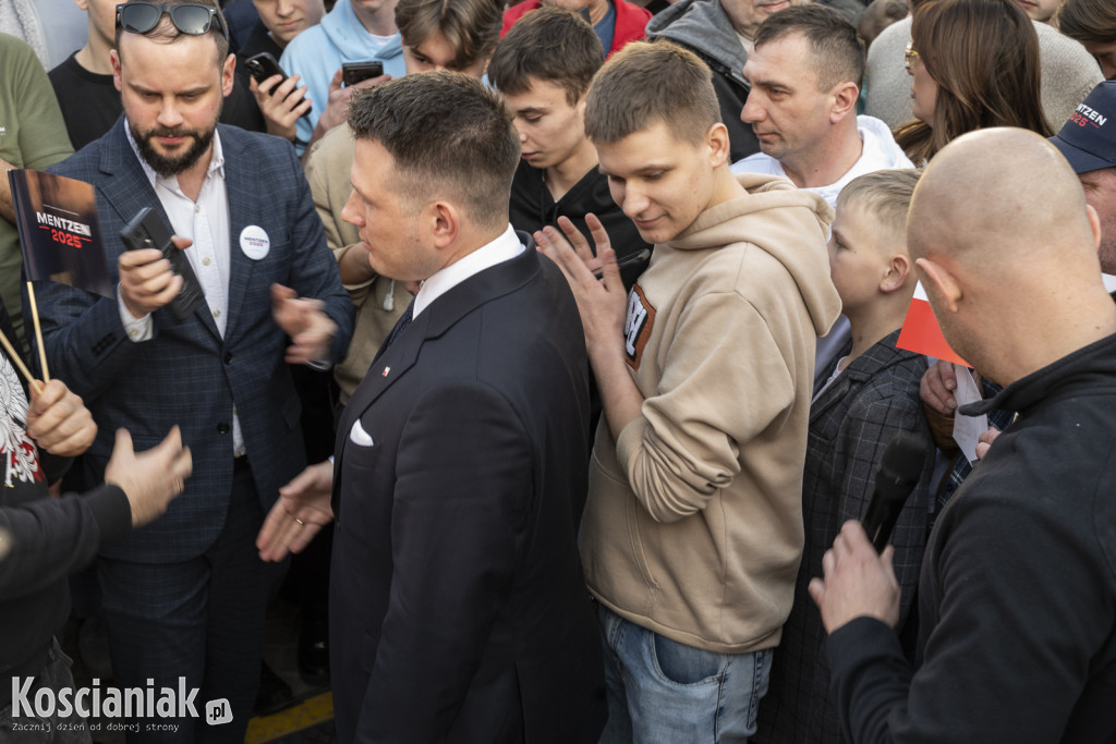 Sławomir Mentzen na wiecu wyborczym w Kościanie