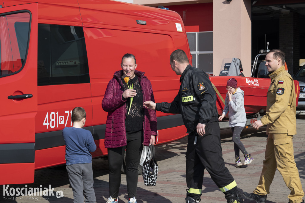 Otwarta strażnica. Panie w roli głównej