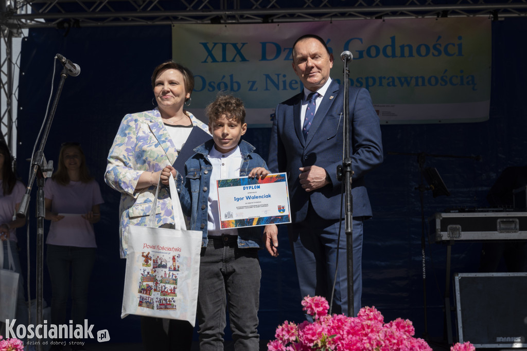 Niezwykle pozytywny Dzień Godności