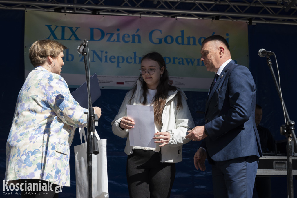 Niezwykle pozytywny Dzień Godności