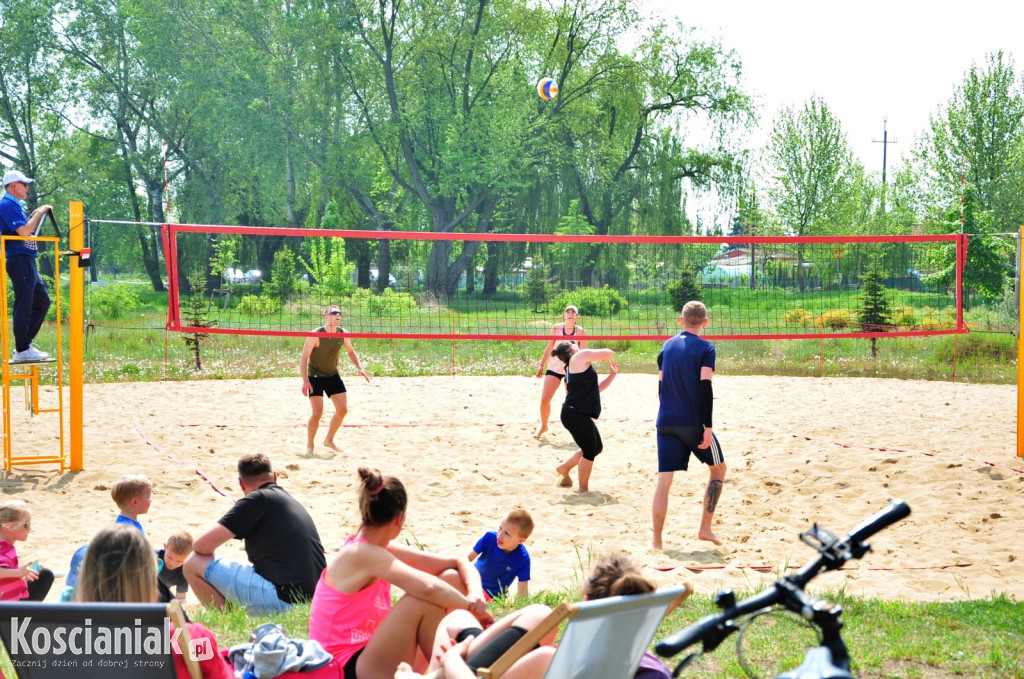 Turniej siatkówki plażowej na Łazienkach