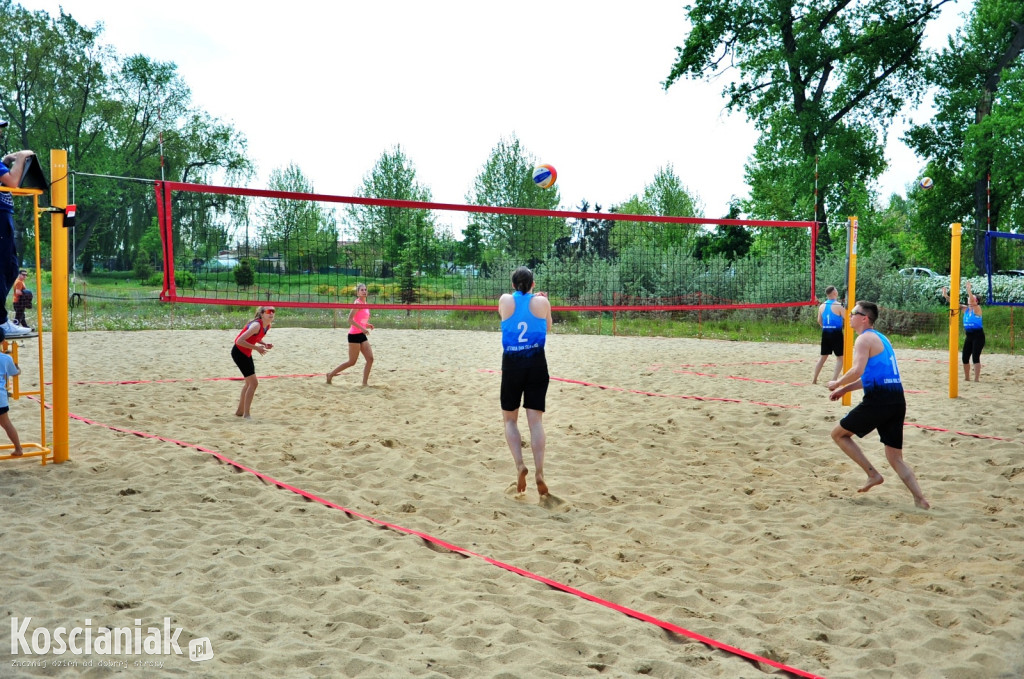 Turniej siatkówki plażowej na Łazienkach