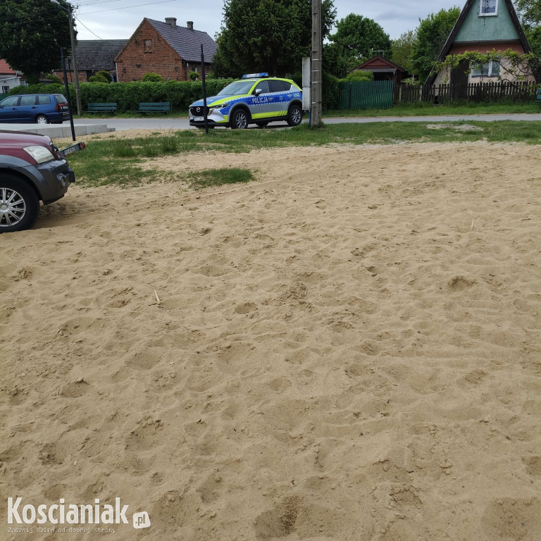 Kontrolowali wędkarzy nad jeziorami powiatu