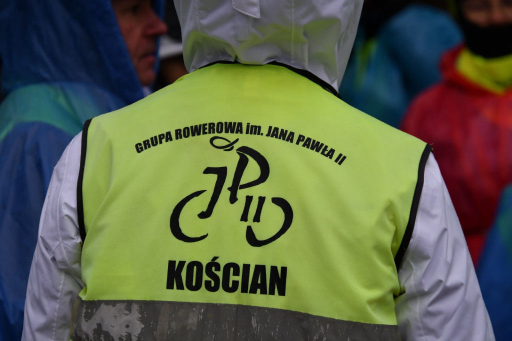 Deszczowy Powiatowy Rajd Rowerowy