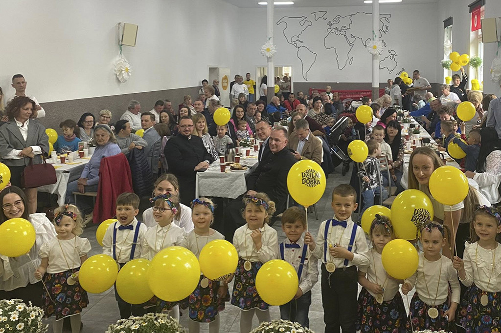 Radosne śniadanie w ramach Dnia Dobra
