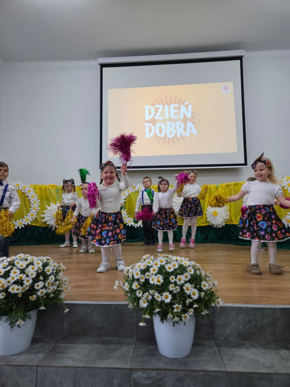 Radosne śniadanie w ramach Dnia Dobra