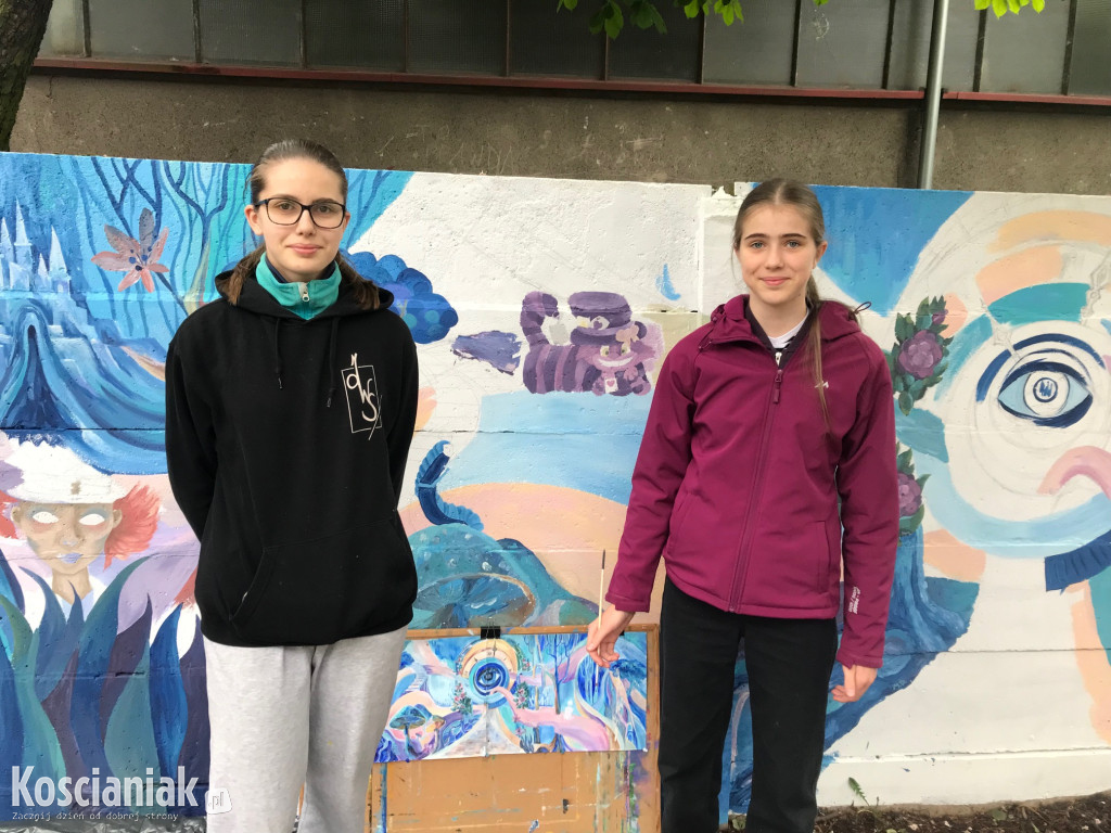Kolejny mural przy KOK-u już prawie gotowy