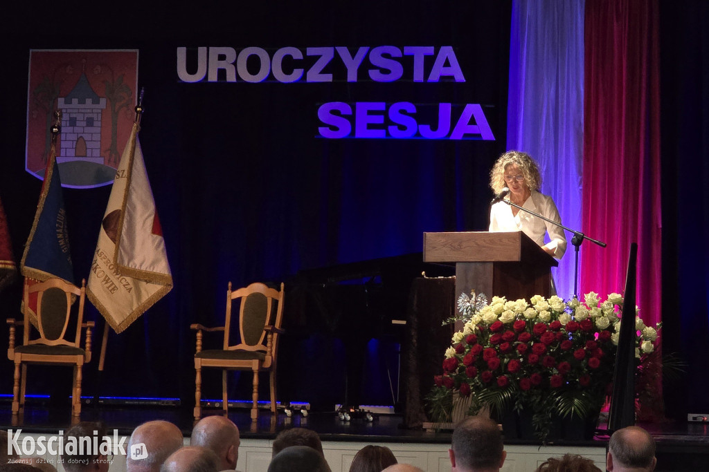 Uroczysta sesja, klucz do bram miasta i zabawa