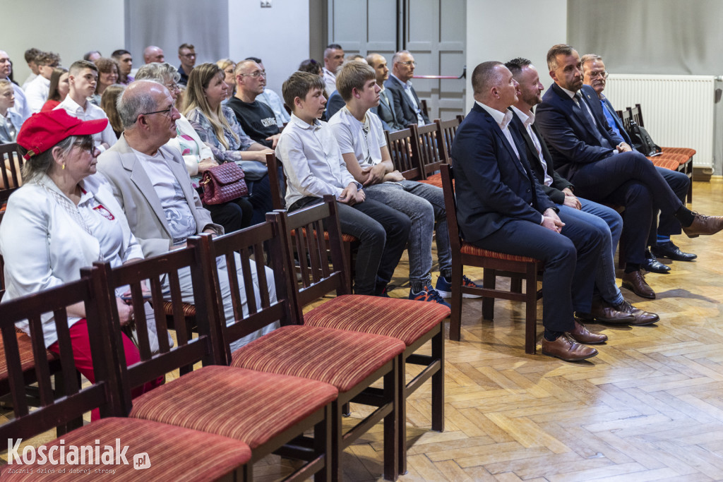 Nagrody dla sportowców od starosty kościańskiego