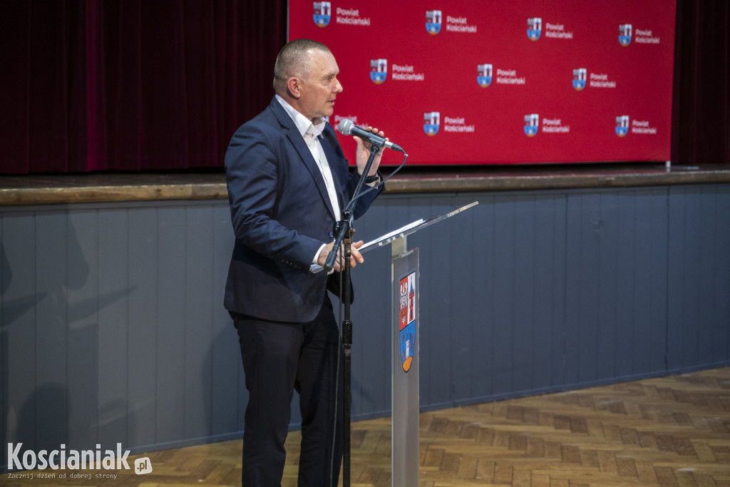 Nagrody dla sportowców od starosty kościańskiego
