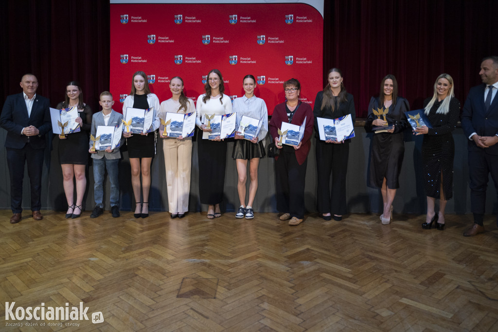 Nagrody dla sportowców od starosty kościańskiego