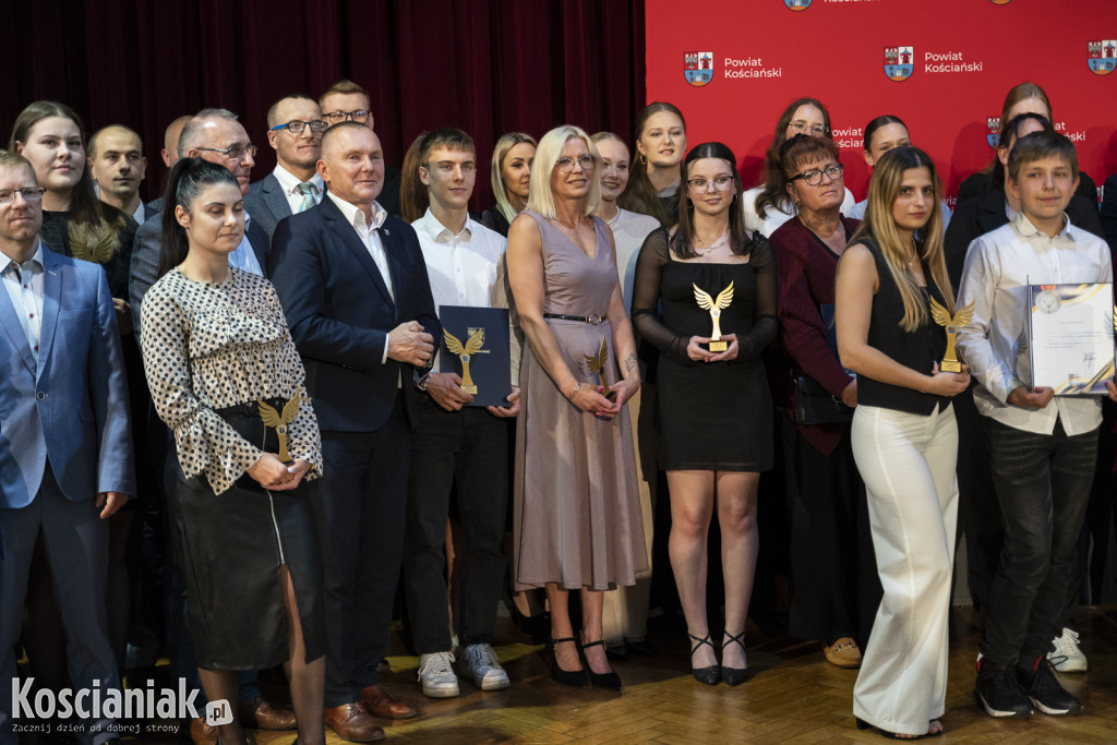 Nagrody dla sportowców od starosty kościańskiego