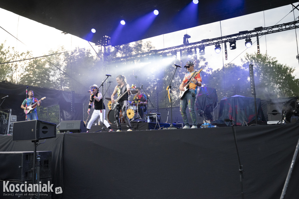 Dni Czempinia. Koncert Happysad i Mała Lady P.