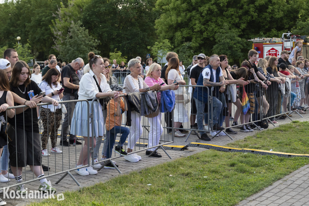 Dni Czempinia. Koncert Happysad i Mała Lady P.