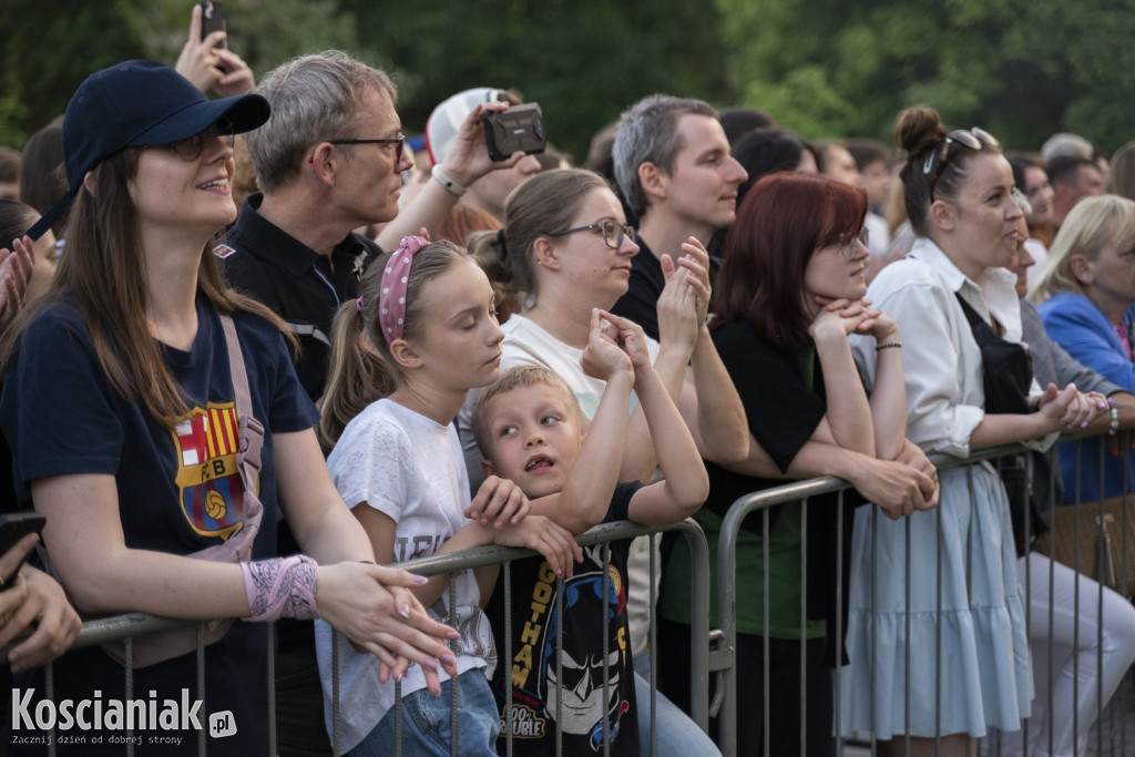 Dni Czempinia. Koncert Happysad i Mała Lady P.