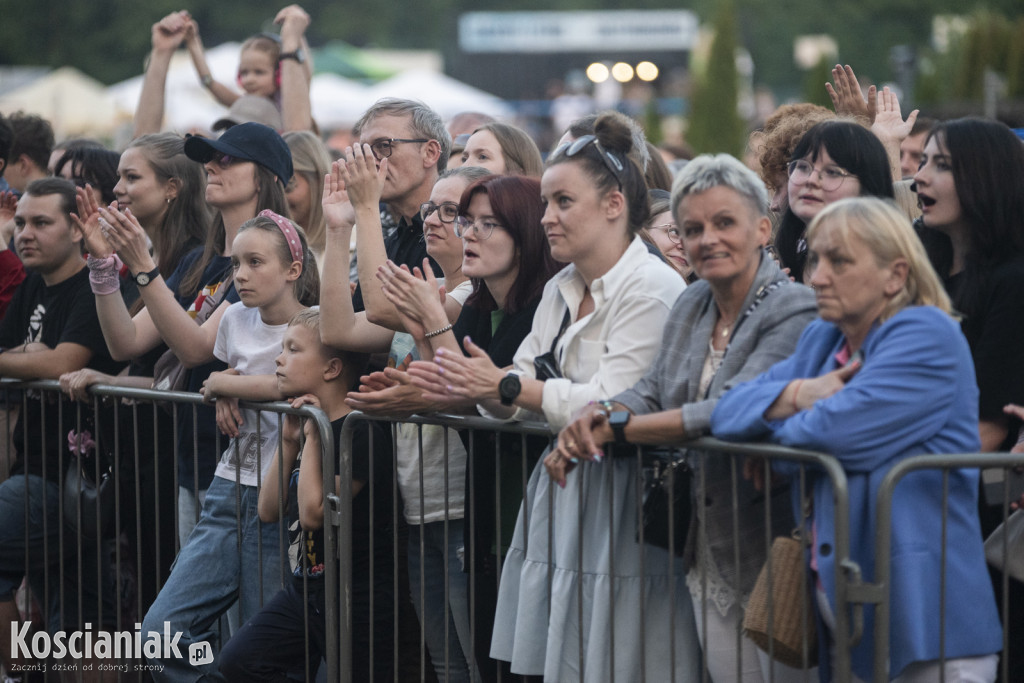 Dni Czempinia. Koncert Happysad i Mała Lady P.