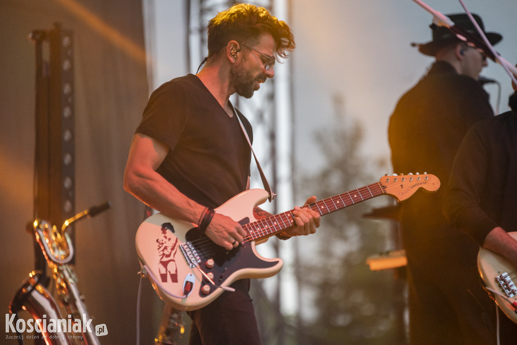 Dni Czempinia. Koncert Happysad i Mała Lady P.