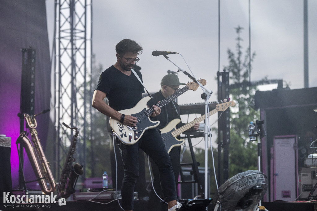 Dni Czempinia. Koncert Happysad i Mała Lady P.